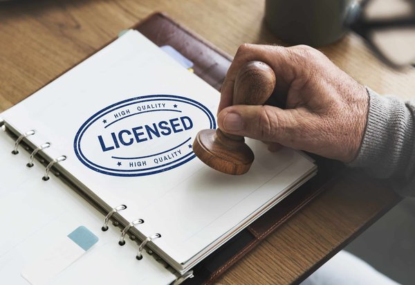 Quels sont les aspects juridiques de la gestion des licences logicielles en entreprise?